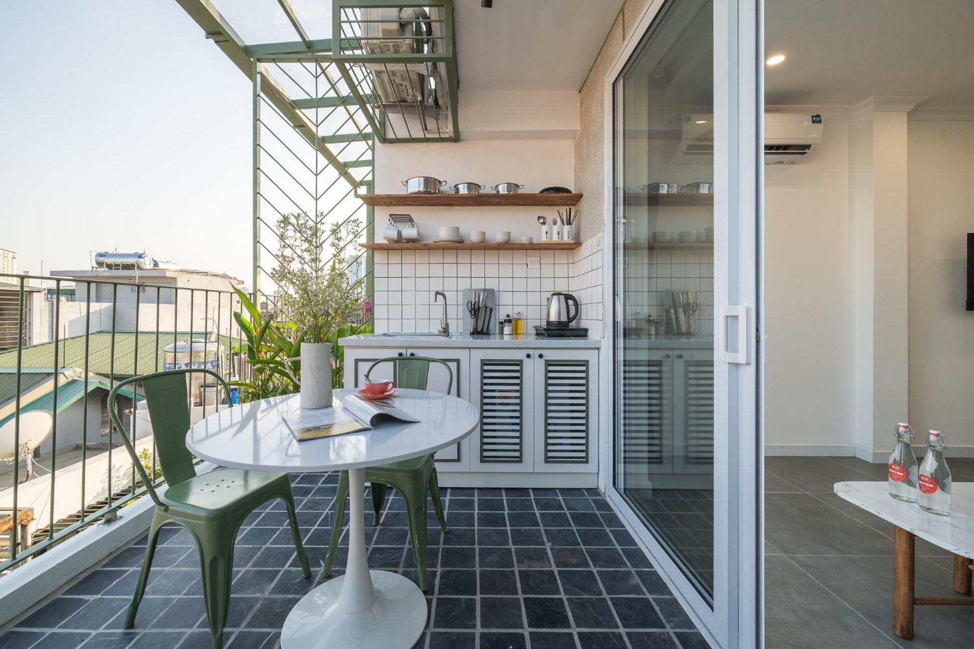 Location/Big Group/Private Villa With Pool And Kitchen Ханой Екстериор снимка